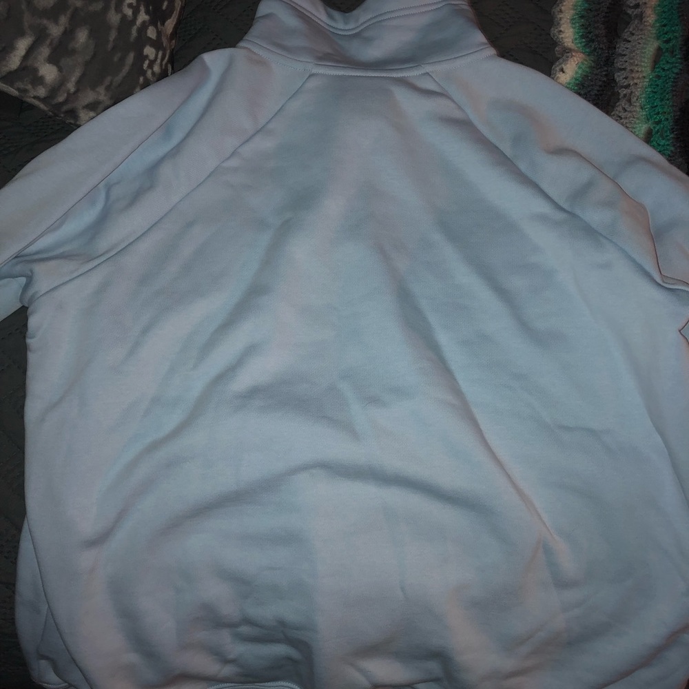 BNWOT Nike Half Zip - Picture 3 of 5
